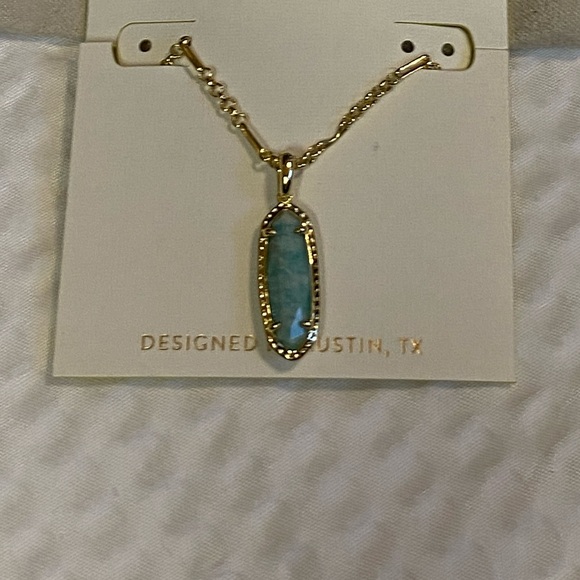 Kendra Scott Elisa Necklace with Stone Pendant 14k overlay - Picture 4 of 5